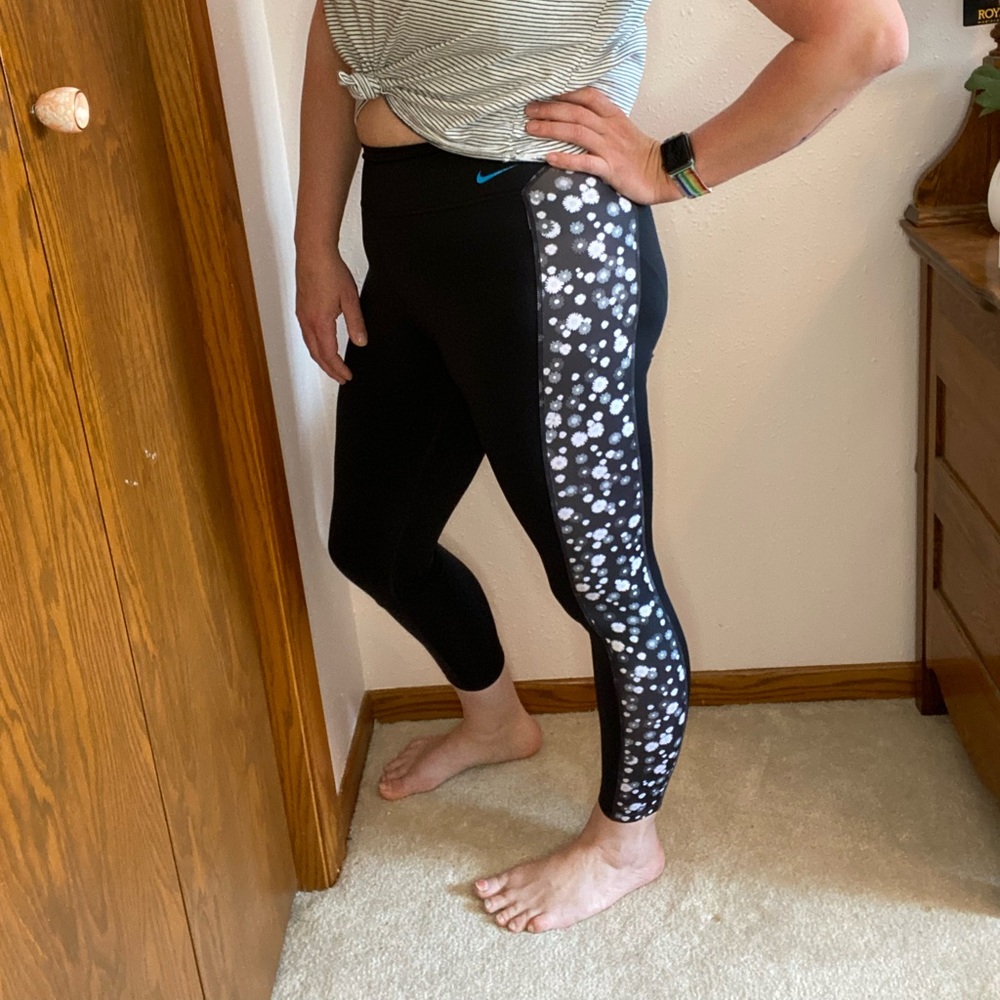 Nike Dri-fit Legging floral daisy print